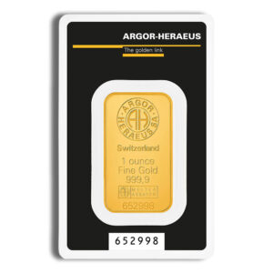 Gold bullion bar from Argor-Heraeus, weighing 1 ounce, with a purity of 999.9, packaged in a protective card. Made in Switzerland, featuring the brand logo and unique serial number 652998. Ideal for investment and collection.